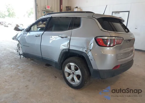 2019 Jeep Compass North из США, поврежденный, VIN 3C4NJDBB1KT622637